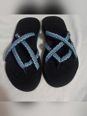 Teva Womens Thong Flip Flop Size 7 EUC